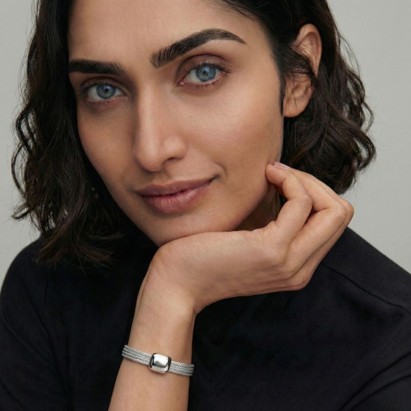 Ladies Braided Bracelet with Smooth Center in Silver Look