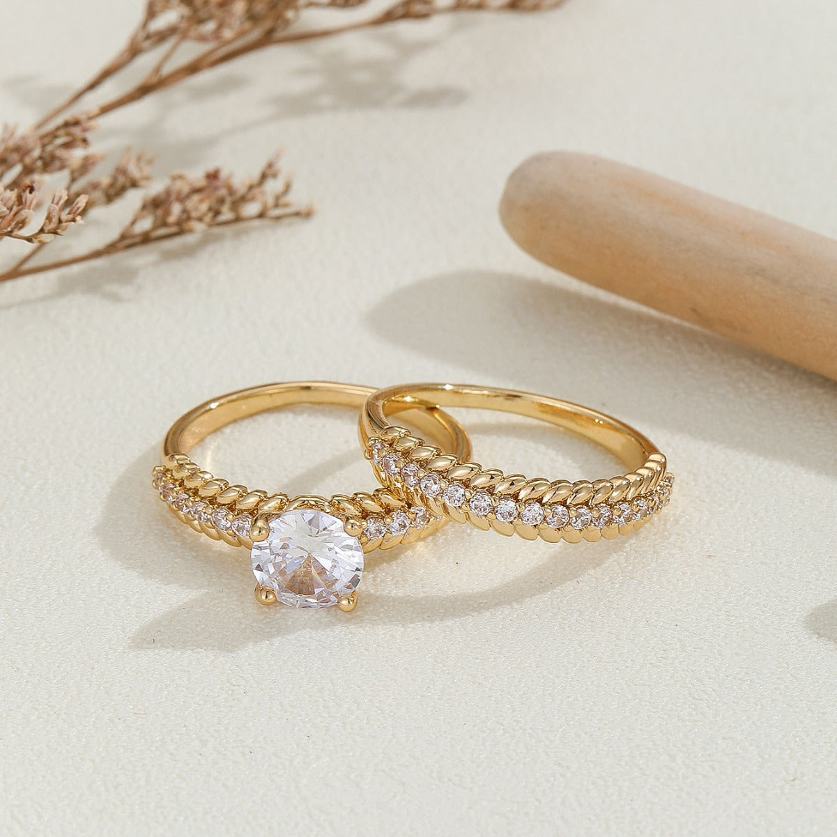 Ladies' ring with exquisitely braided design