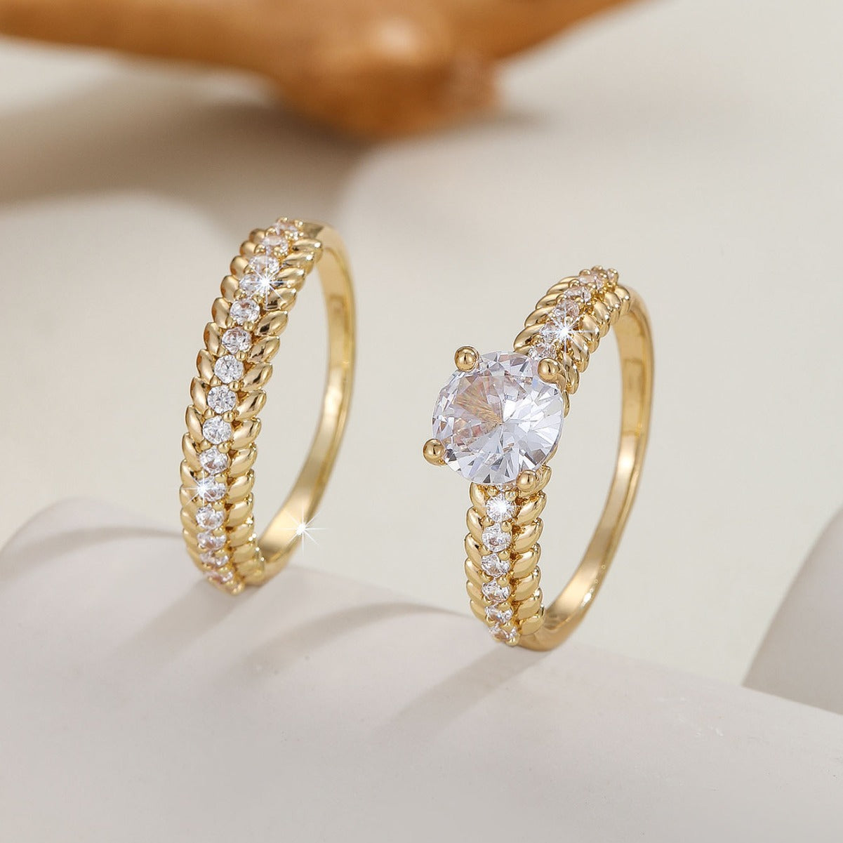 Ladies' ring with exquisitely braided design