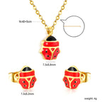 Ladies jewelry set with turtle pendant and matching earrings