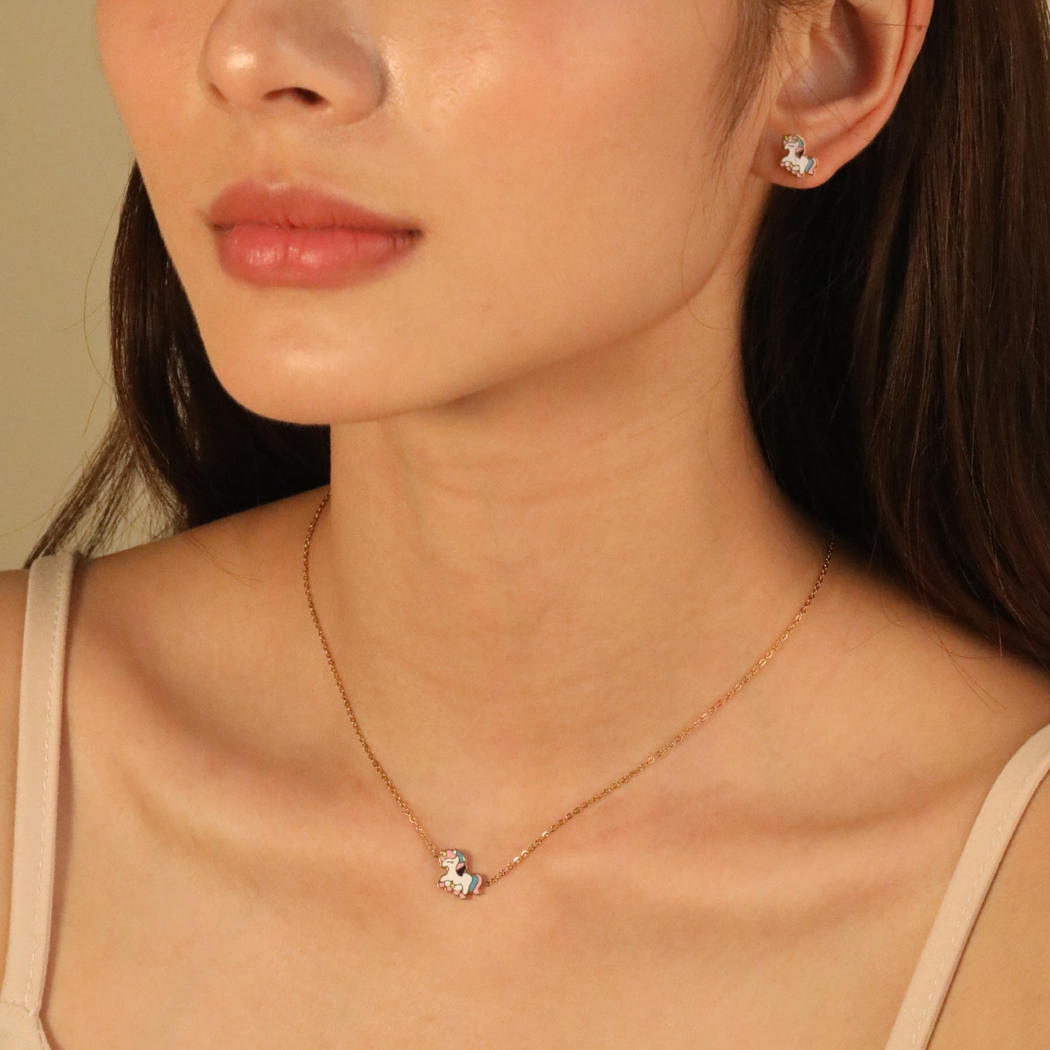 Ladies jewelry set with cute unicorn pendants made of high-quality stainless steel