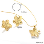Women's jewelry set with flower-shaped pendants