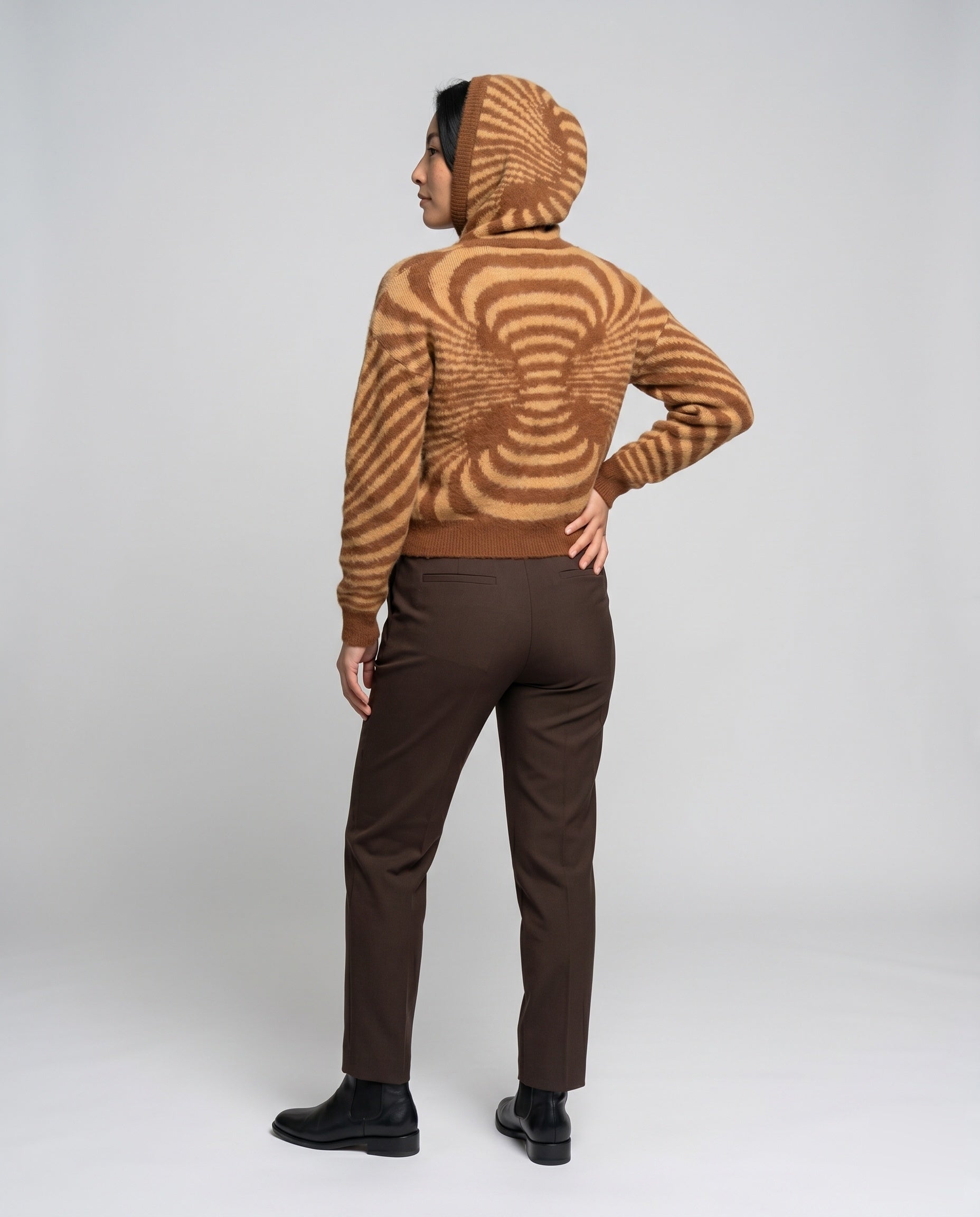 Product 15606953476426 - back_view