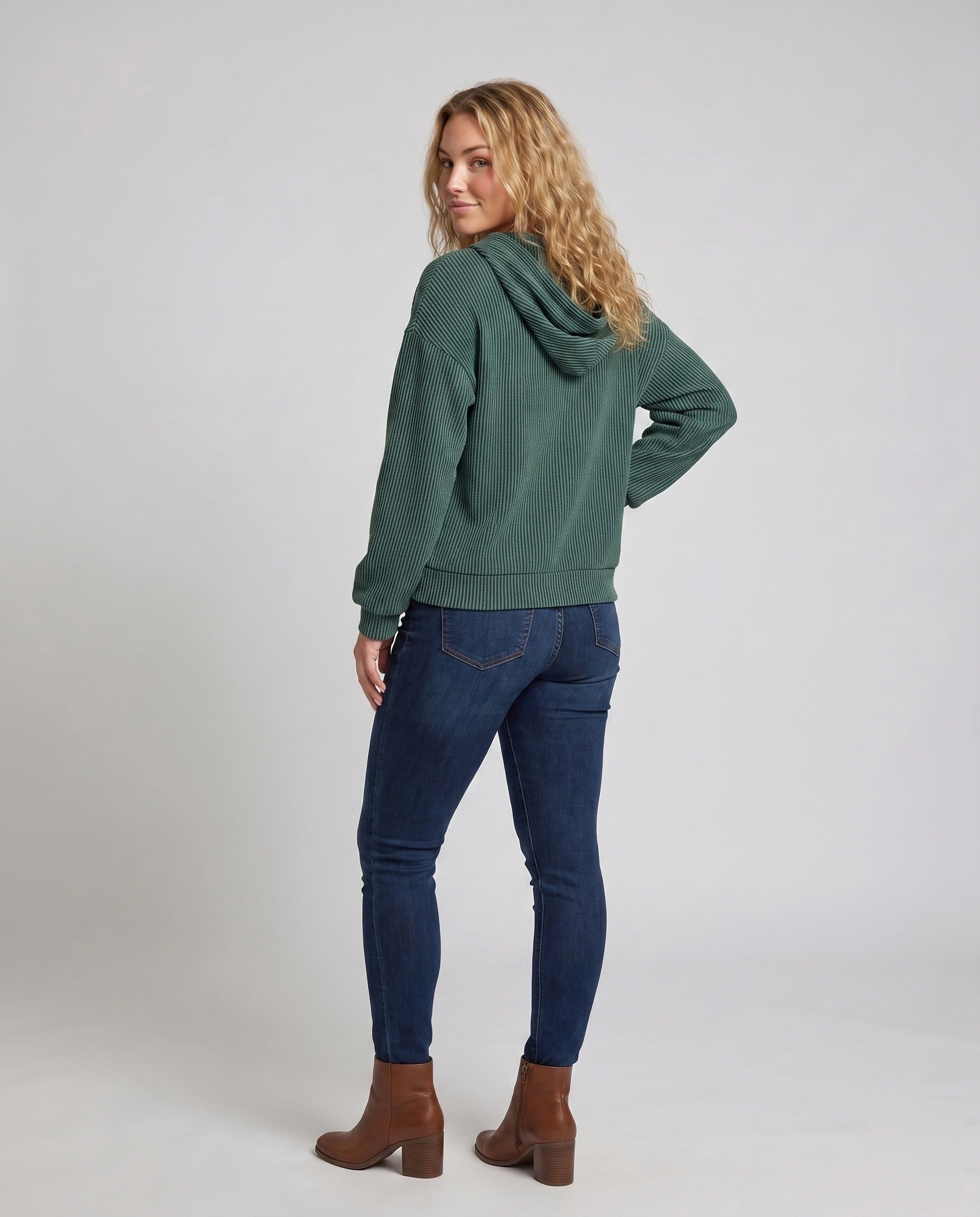 Product 15625023848778 - back_view